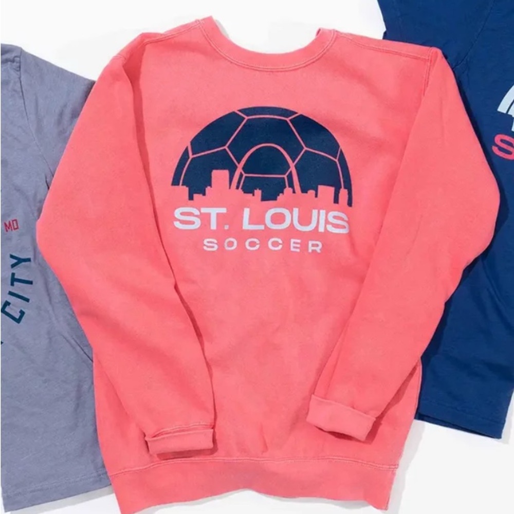 Soccer Skyline Unisex St. Louis Pink Crewneck Sweatshirt, Size Large